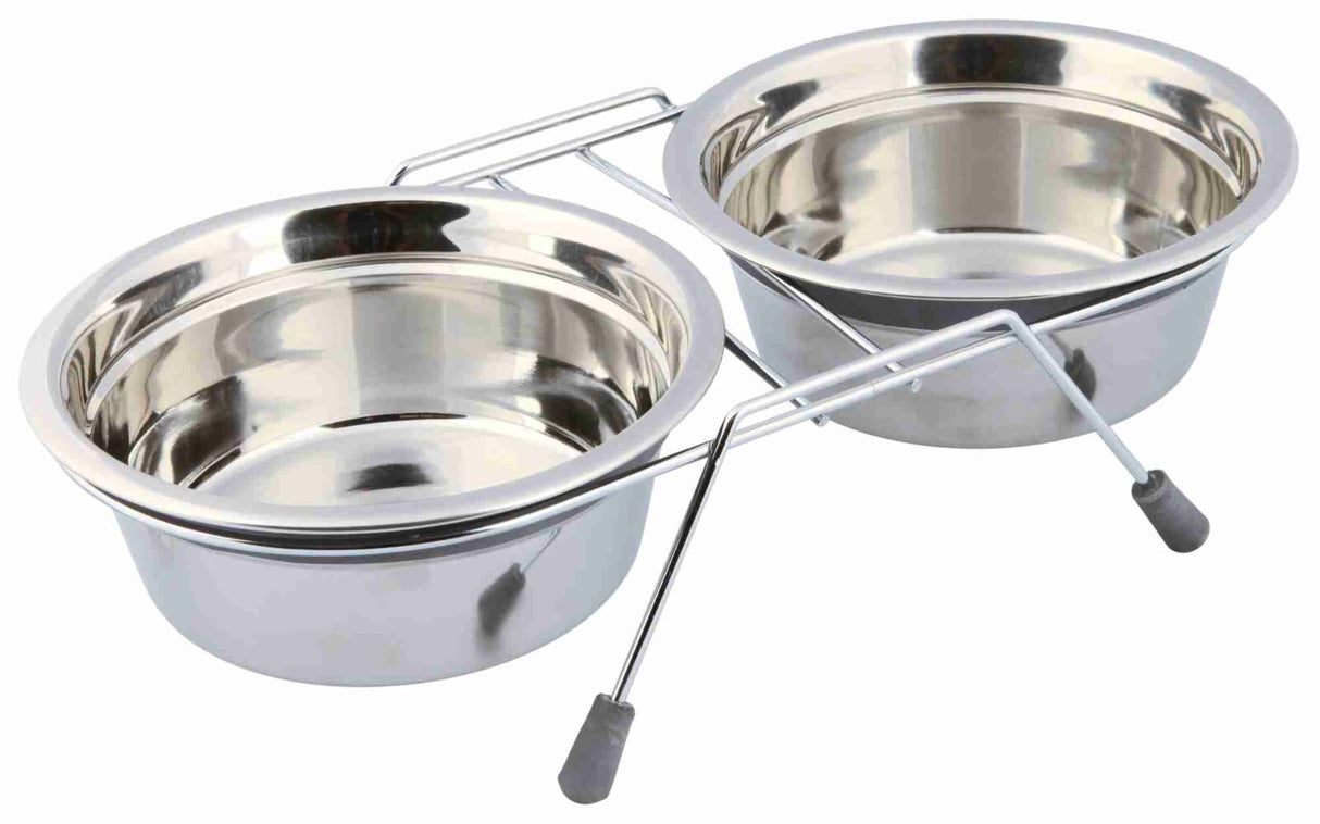Zwei glänzende, silberne Edelstahl-Näpfe in einem Metallgestell mit gummierten Füßen; für Tiernahrung.