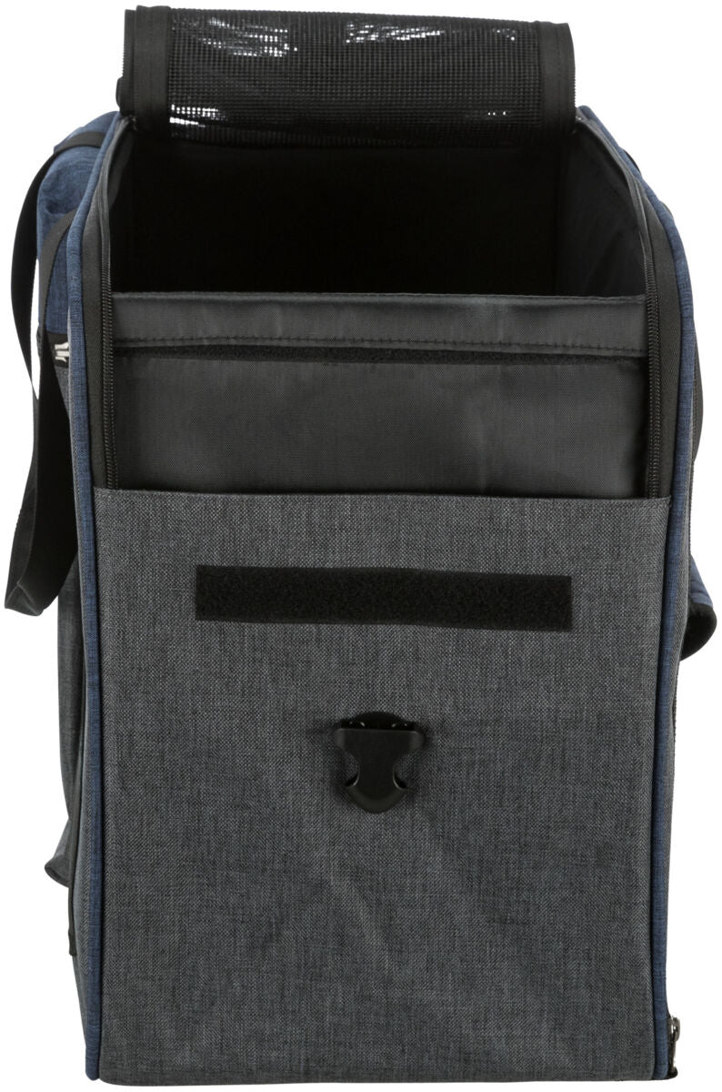 Grau-schwarzer Rucksack mit einem großen Hauptfach, Verschlussschnalle und seitlichem Tragegriff.