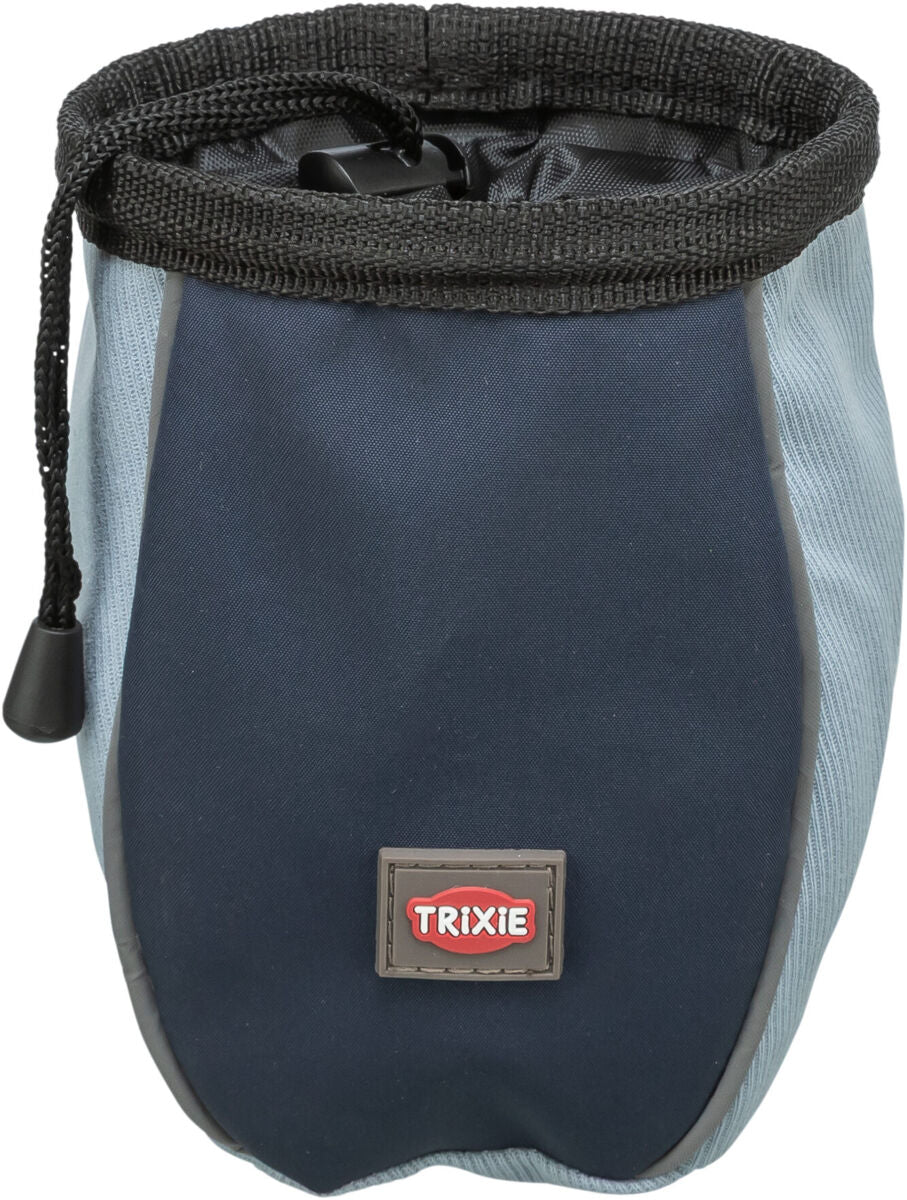 Blaue und graue Tasche mit schwarzem Zugverschluss oben und rotem "Trixie"-Logo auf der Vorderseite.