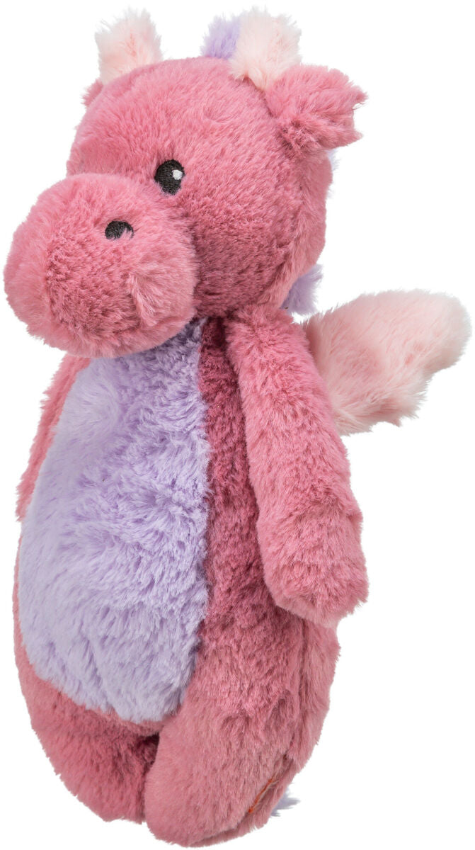 Plüschfigur in Drachenform mit rosa und lila Fell und kleinen Flügeln.