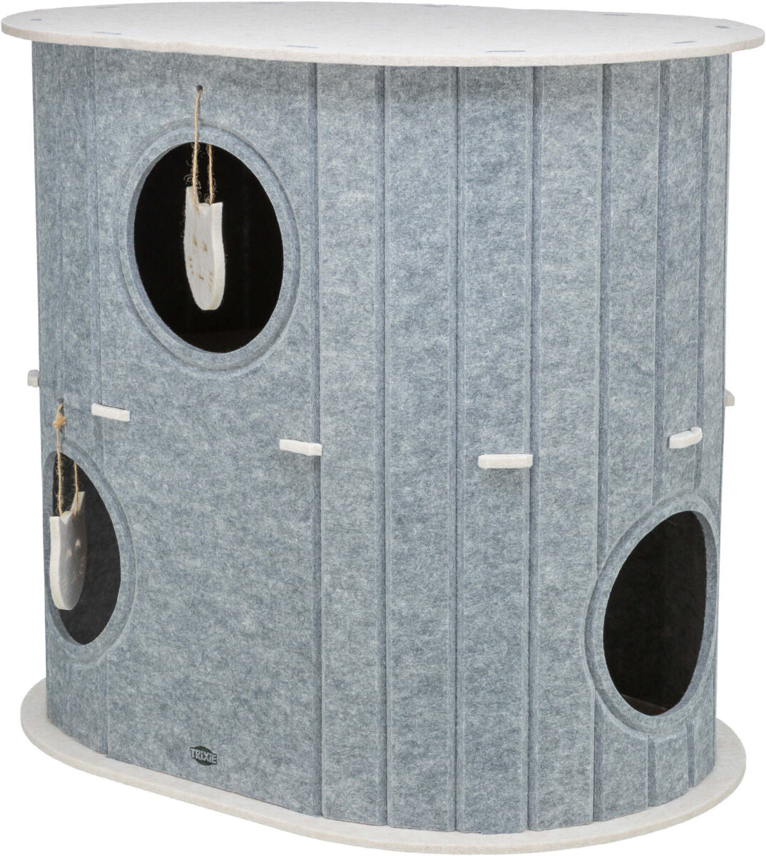 Grauer, zylinderförmiger Filzgegenstand mit runden Öffnungen und hängendem Spielzeug.