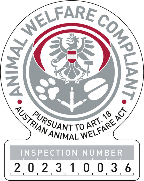 Siegel mit Adlerwappen und Schriftzug "Animal Welfare Compliant" sowie "Pursuant to Art. 18 Austrian Animal Welfare Act" und Inspektionsnummer 202310036.