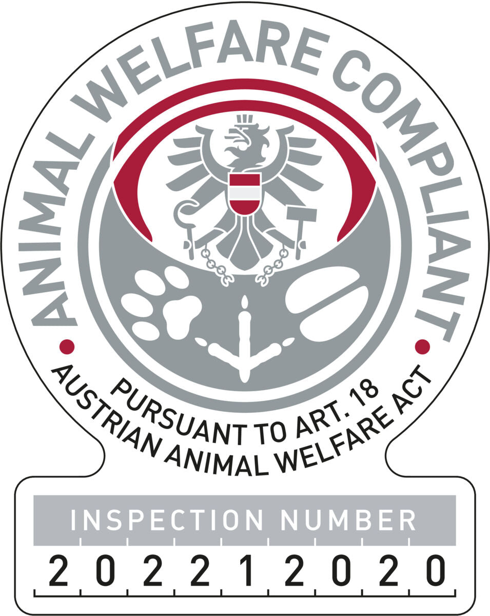 Siegel mit Adler, Schuppenwappen, Schriftzug "ANIMAL WELFARE COMPLIANT", Inspektionsnummer 202212020.