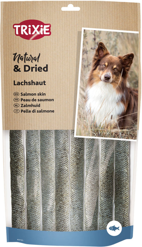 Verpackung mit der Aufschrift "Trixie Natural &amp; Dried Lachshaut" und einem Bild von einem Hund, mit Lachshaut-Streifen darunter.