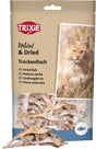 Trockenfischverpackung mit der Aufschrift "TRiXiE Natural &amp; Dried Trockenfisch" und einem Foto einer Katze.