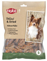 Eine Tüte mit getrockneten Hühnerfüßen, Markenname "Trixie", zeigt auf der Verpackung die Abbildung eines Hundes.