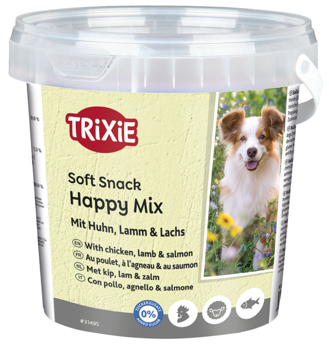 Behälter mit der Aufschrift "Trixie Soft Snack Happy Mix mit Huhn, Lamm &amp; Lachs", Abbildung eines Hundes, Text in mehreren Sprachen.