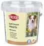 Heller Eimer mit TRIXIE-Logo und Aufschrift "Soft Snack Hearts Mit Lamm", daneben Bild eines Hundes in einem Blumenfeld.