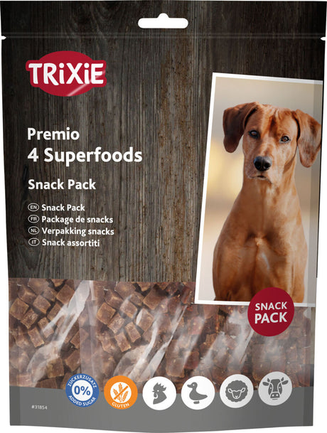 Tüte mit Hundefutter, beschriftet mit "Trixie Premio 4 Superfoods Snack Pack," und Symbolen für Zuckerzusatz und Glutengehalt.