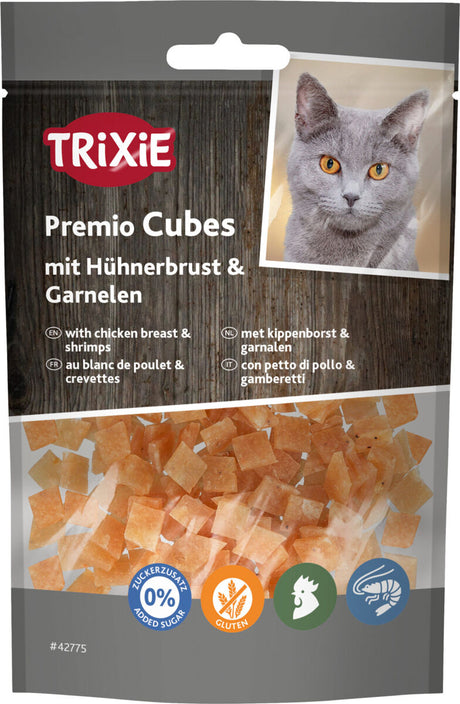 Verpackung von Trixie Premio Cubes mit Hühnerbrust und Garnelen, enthält Bild einer grauen Katze und Produktinformationen.