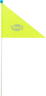 Gelbe dreieckige Fahne mit "TRIXIE" Schriftzug, auf weißem Stab mit blauer Kugel oben.