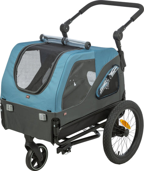 Blauer und grauer Fahrradanhänger mit drei Rädern, schwarzem Griff und Netzabdeckung, reflektierende Details.