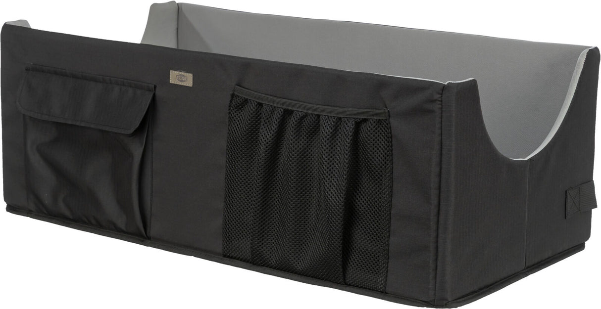 Rechteckige schwarze Box mit grauem Innenfutter, zwei Außentaschen und seitlichem Griff.