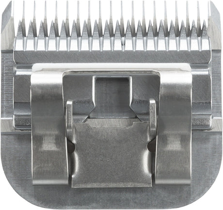 Metallschneideklinge mit feinen, gleichmäßigen Zähnen auf einer Metallplatte, silbern glänzend.