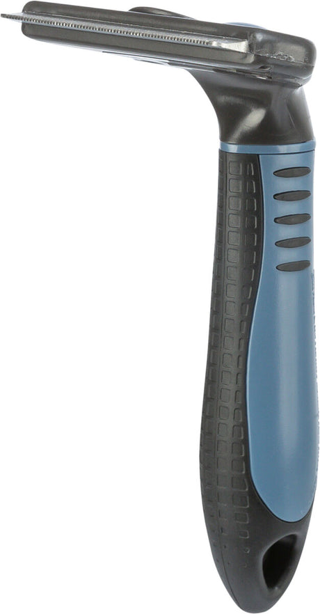 Grooming-Werkzeug mit schwarzem, ergonomischem Griff und blauer Gummierung, metallener Kammaufsatz.