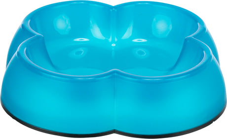 Blauer Napf mit glänzender Oberfläche, in Form eines vierblättrigen Kleeblatts gestaltet.