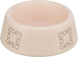 Beige Futternapf mit der Aufschrift "CATS" mehrfach in brauner Schrift an der Seite.