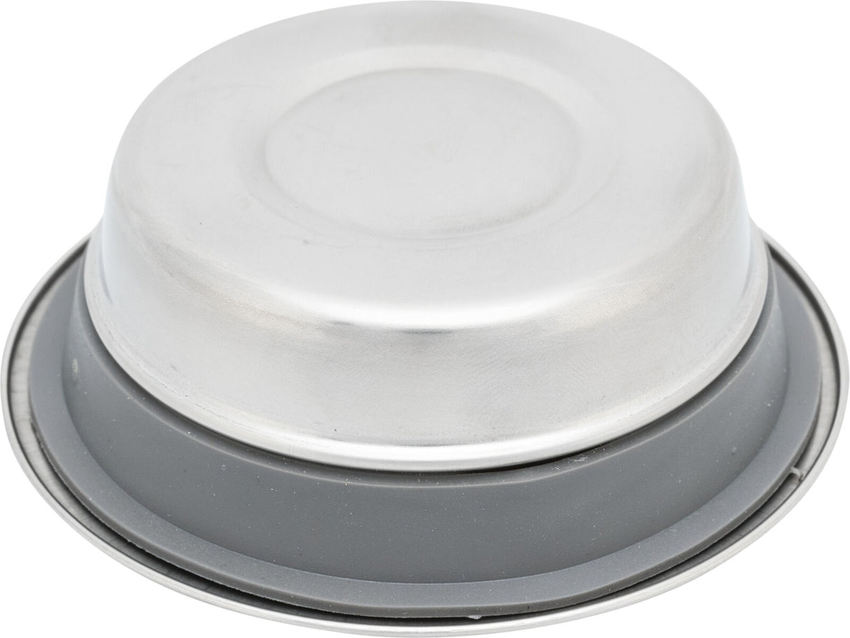 Silberne Metallschale auf dunklem Untergrund, randloser, glatter Rand, flacher Deckel, matte Oberfläche.