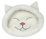 Weißes, flauschiges Kissen mit Katzenohren und einem aufgestickten Katzengesicht in Schwarz und Pink.