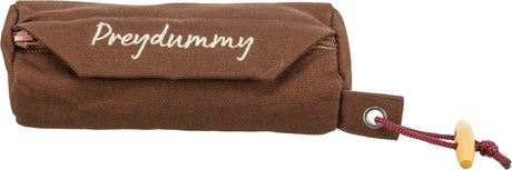 Braunes Leinenetui mit der Aufschrift "Preydummy", roter Kordel und Holzgriff, Reißverschluss sichtbar.