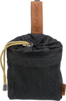 Schwarze Tasche mit brauner Schlaufe, Text "BE NORDIC" auf Schlaufe, gelbe Kordel, Logo "TRIXIE" sichtbar.