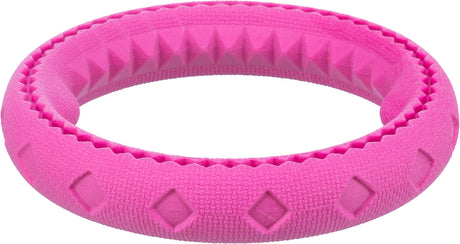 Rosa, runder Ring mit Textur und erhabenen Rautenmustern auf der Oberfläche.