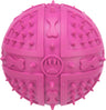 Runder rosa Ball mit mehreren Noppen und eingeprägten Knochenmustern auf der Oberfläche.