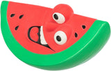 Rote und grüne Wassermelonenscheibe in Comic-Stil, mit großen Augen und offenem Mund, schwarze Kerne sichtbar.