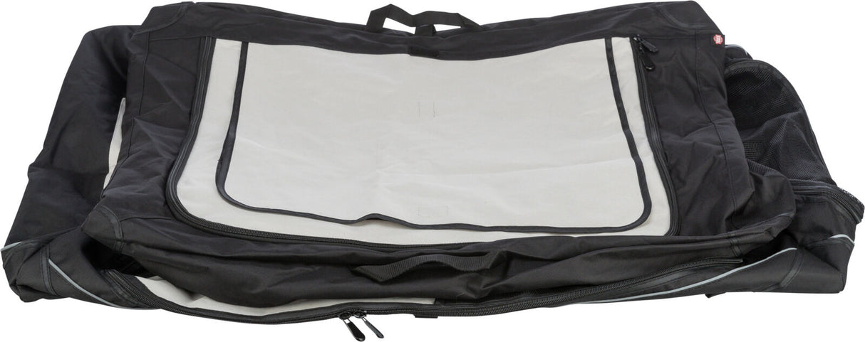 Zusammenklappbare schwarze Tragetasche mit großem transparentem Fenstereinsatz und Reißverschluss, von Trixie.