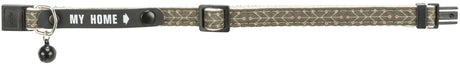 Grünes Halsband mit geometrischem Muster, Schriftzug "MY HOME" und schwarzer Glocke.