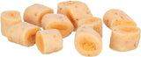 Mehrere beige Snacks mit runder Form und sichtbarer Füllung auf weißem Hintergrund.