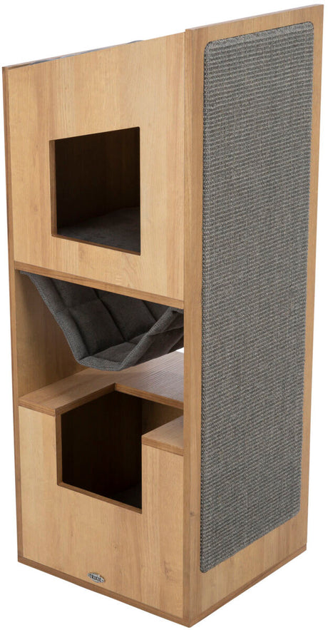 Holzfarbene Struktur mit grauem Stoffpanel, zwei rechteckige Öffnungen und eine hängende Stoffmatte in der Mitte.