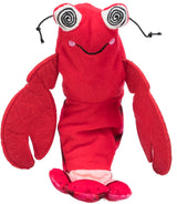 Rotes Plüschtier in Form eines Hummers mit großen Augen und lächelndem Gesicht, schwarze Schnüre als Fühler.