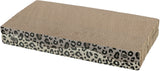 Rechteckige Kratzmatte aus Pappe mit Leopardenmuster an den Seiten, beige Farbton oben, Markenname sichtbar.