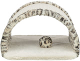 Plüsch-Spielzeugbogen mit Leopardenmuster und hängendem Ball auf weicher Unterlage.