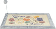 Kratzelement mit grauem Rand, bunter Katzenmuster und Text "Mimi Love", samt weichem Ball an Spirale befestigt.