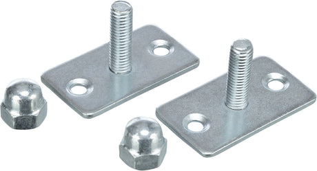 Zwei rechteckige Metallplatten mit Schraubgewinde und passenden Hutmuttern, silberfarben.