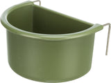 Grüne, halbrunde Futterschale mit Metallhaken zum Befestigen.