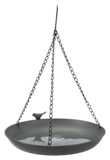 Eine hängende Vogeltränke aus Metall mit Ketten, dekoriert mit einer kleinen Vogelskulptur am Rand.