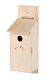 Holz-Nistkasten mit rechteckigem Dach und rundem Einflugloch, hellbraune Farbe, Senkrechtaufhängung.