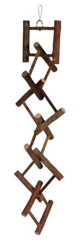 Holzspielzeug aus natürlichen Zweigen, horizontal und diagonal angeordnet, mit Haken zum Aufhängen.