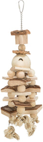 Holzspielzeug mit Kette, bestehend aus Holzstücken, Kugeln und Seil, in natürlichem Farbton, hängend.