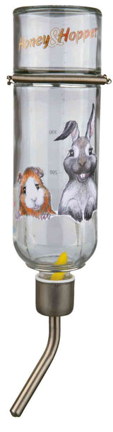 Transparentes Trinkfläschchen mit Metallhalm, Zeichnungen von Meerschweinchen und Hase, Schriftzug "Honey &amp; Hopper".