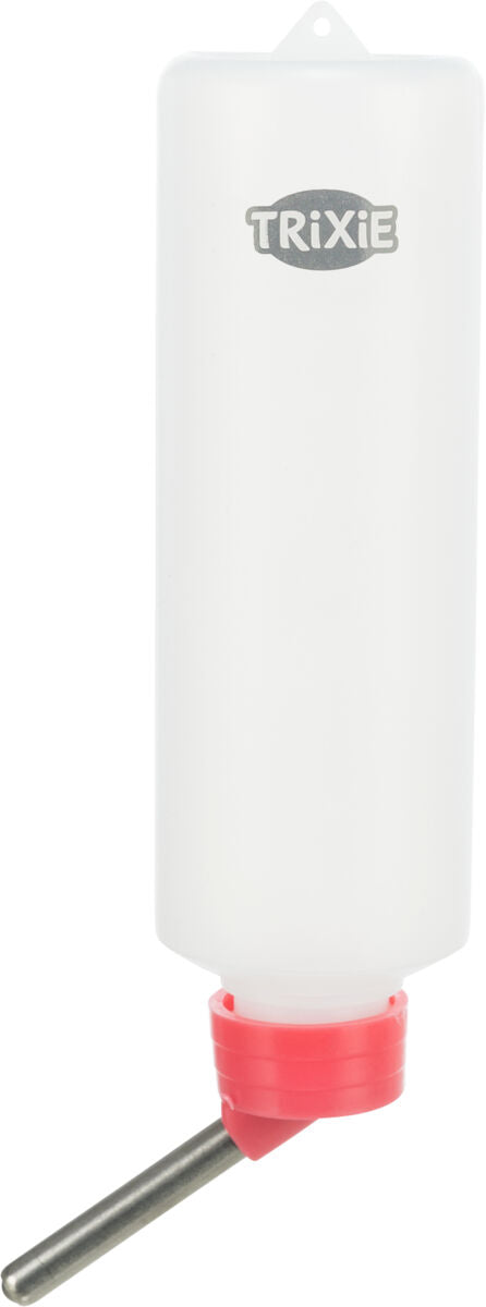 Weiße Wasserflasche mit rotem Verschluss und Metalltrinkrohr, Markenname "Trixie" auf der Flasche.