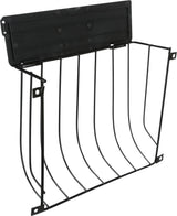 Schwarzes Gitter aus Metall mit einer oberen Abdeckung, vermutlich zur Befestigung an einer Wand.