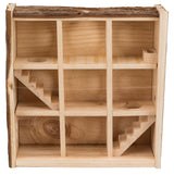 Holzkonstrukt mit offenen Fächern und kleinen Treppen, in natürlicher Holzfarbe, ohne Verzierungen oder Dekorationen.
