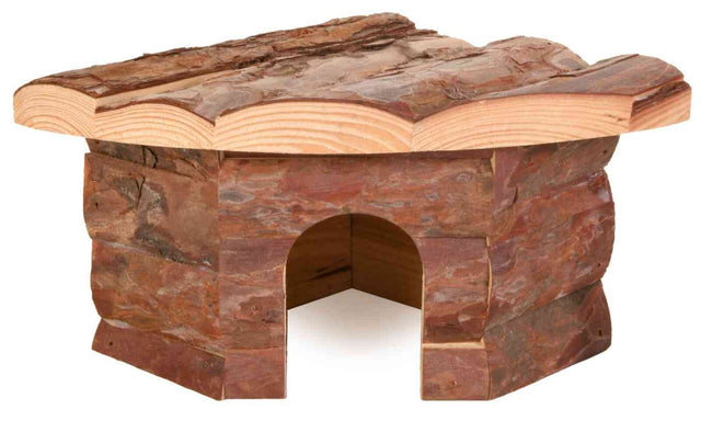 Kleines, rustikales Häuschen aus Holz mit einer gewölbten Öffnung und einer Dachstruktur aus Rinde.