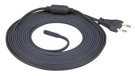 Langes schwarzes Kabel mit Steckdosenstecker und runder Verdickung in der Mitte, aufgerollt und flachliegend.