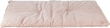 Rechteckiges, gepolstertes Kissen in hellem Rosa mit vier sichtbaren Nähten auf der Oberfläche.