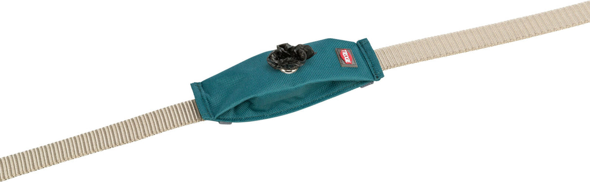 Grün-graue Hundeleinen-Tasche mit schwarzem Beutel, rechteckigem Aufnäher und stabiler Struktur.